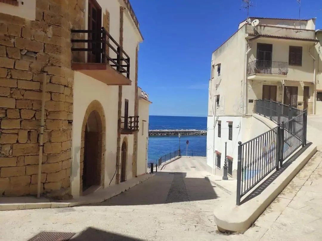 Sunshine Apartments Trappeto  Trappeto (Sicily)