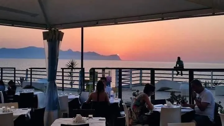 Sunshine Apartments Trappeto  0*, Trappeto (Sicily) Italia