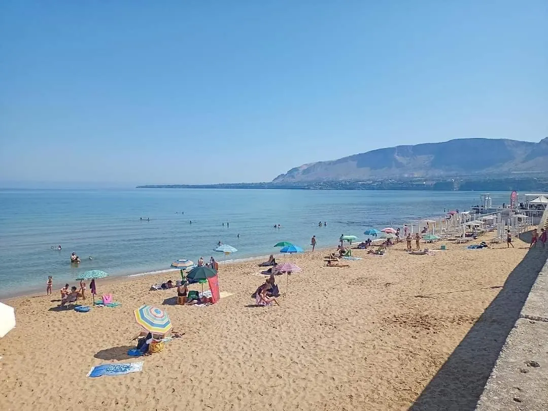 Sunshine Apartments Trappeto   Trappeto (Sicily)